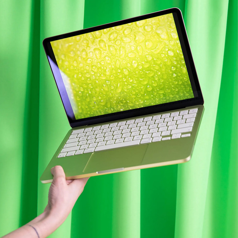 لپ‌تاپ 13 اینچی اپل مدل MacBook Neo LLA با پردازنده A18 Pro، رم 8 گیگابایت، حافظه 256 گیگابایت SSD، نمایشگر Liquid Retina با روشنایی 500 نیت، وبکم 1080p، Wi-Fi 6E و شارژدهی تا 16 ساعت