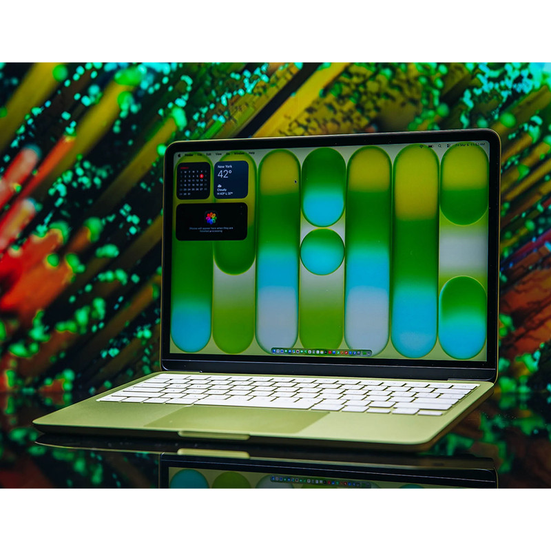 لپ‌تاپ 13 اینچی اپل مدل MacBook Neo LLA با پردازنده A18 Pro، رم 8 گیگابایت، حافظه 256 گیگابایت SSD، نمایشگر Liquid Retina با روشنایی 500 نیت، وبکم 1080p، Wi-Fi 6E و شارژدهی تا 16 ساعت