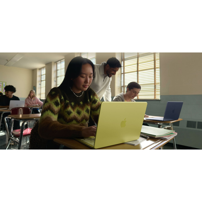 لپ‌تاپ 13 اینچی اپل مدل MacBook Neo LLA با پردازنده A18 Pro، رم 8 گیگابایت، حافظه SSD با ظرفیت 512 گیگابایت، نمایشگر Liquid Retina، وبکم با وضوح 1080 پیکسل، حسگر اثر انگشت و شارژدهی تا 16 ساعت