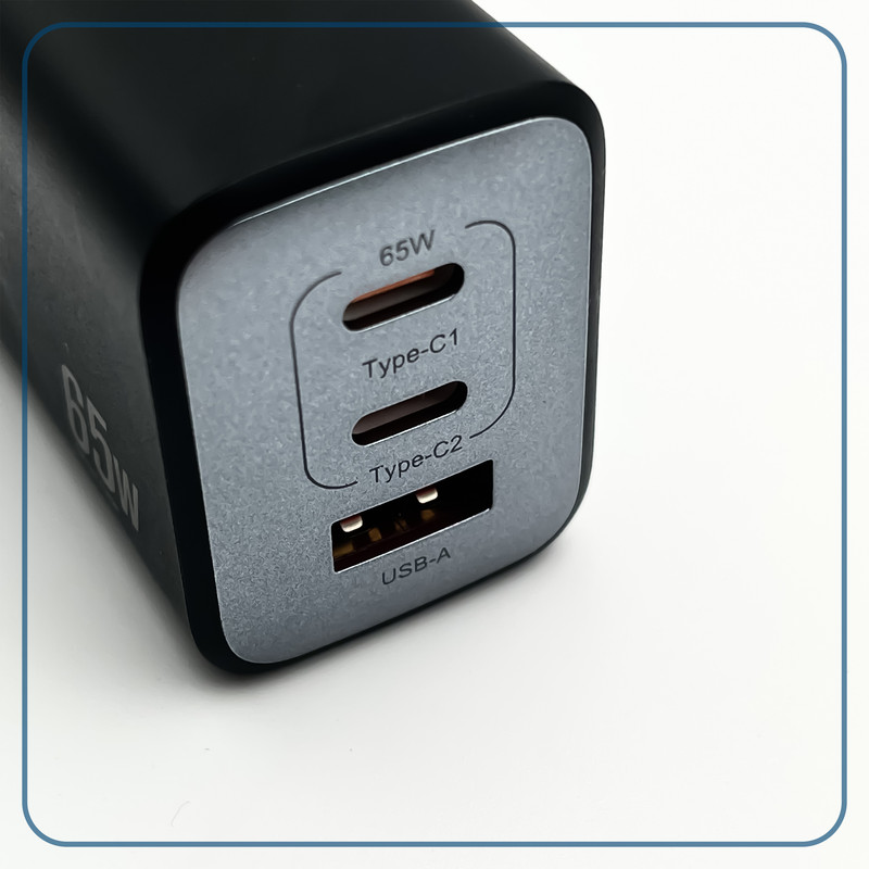 شارژر دیواری 65 وات وونک مدل PD-65W به همراه کابل USB-C