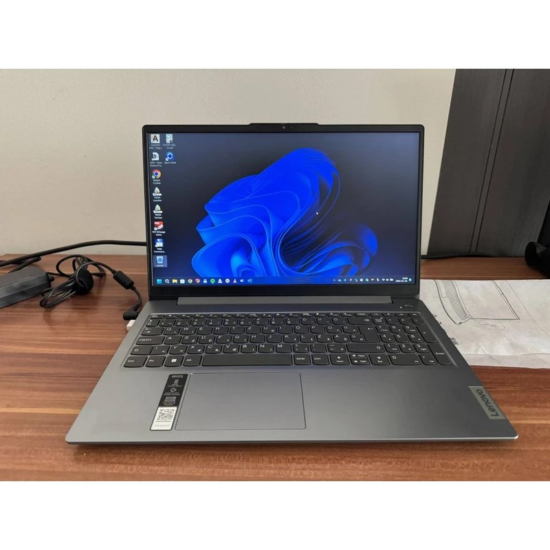 لپ تاپ 15.6 اینچی لنوو مدل IdeaPad Slim 3 15IRH8-i5 13420H-8GB LPDDR5 4800MHz-512GB SSD-IPS-Backlit
