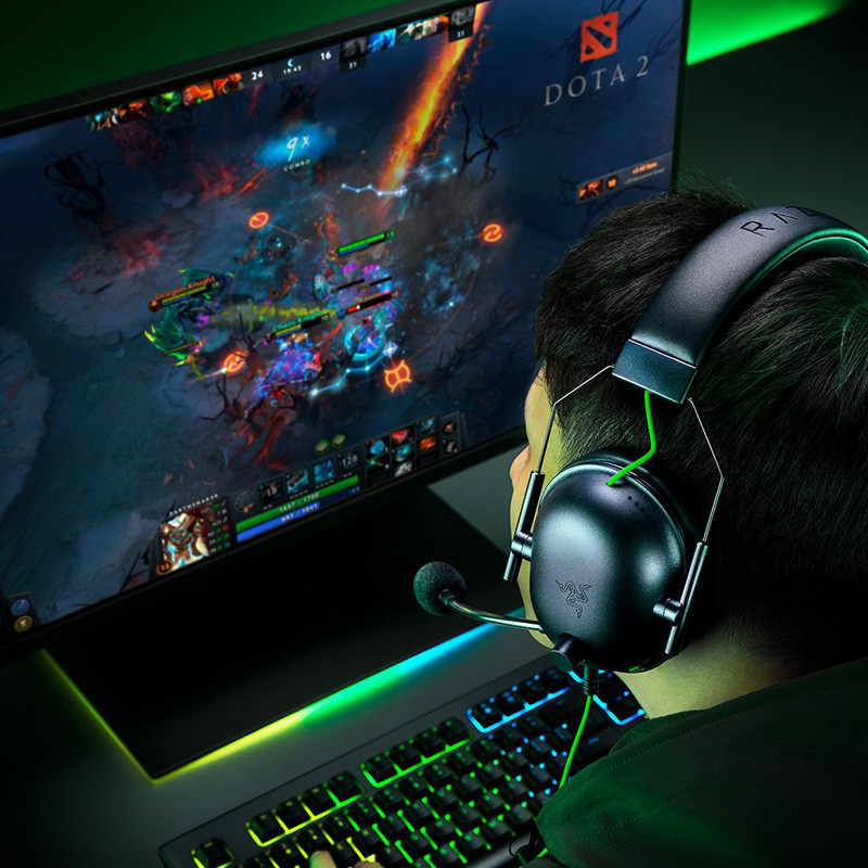 هدست گیمینگ ریزر مدل BlackShark V2 X با نویز کنسلینگ بدنه و نویز کنسلینگ میکروفون (ENC)، اتصال از طریق جک 3.5 میلی‌متری، دارای صدای فراگیر 7.1 کاناله، دارای تکنولوژی صدای 360 درجه