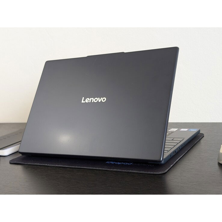 لپ‌تاپ 15.3 اینچی لنوو مدل IdeaPad Slim 3 15IRH10 با پردازنده Core i5-13420H، رم 8 گیگابایت DDR5، حافظه SSD با ظرفیت 512 گیگابایت، نمایشگر WUXGA IPS
